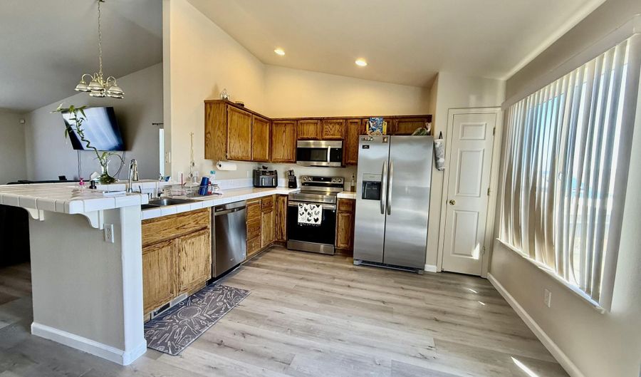 403 Wasatch Cir, Fernley, NV 89408 - 3 Beds, 2 Bath