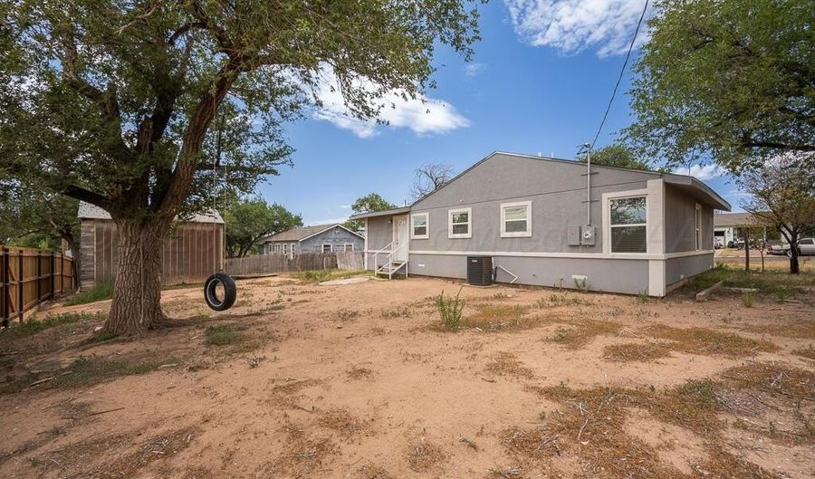 416 Maple St, Amarillo, TX 79107 - 2 Beds, 1 Bath