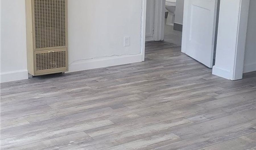 6315 8th, Los Angeles, CA 90043 - 1 Beds, 1 Bath