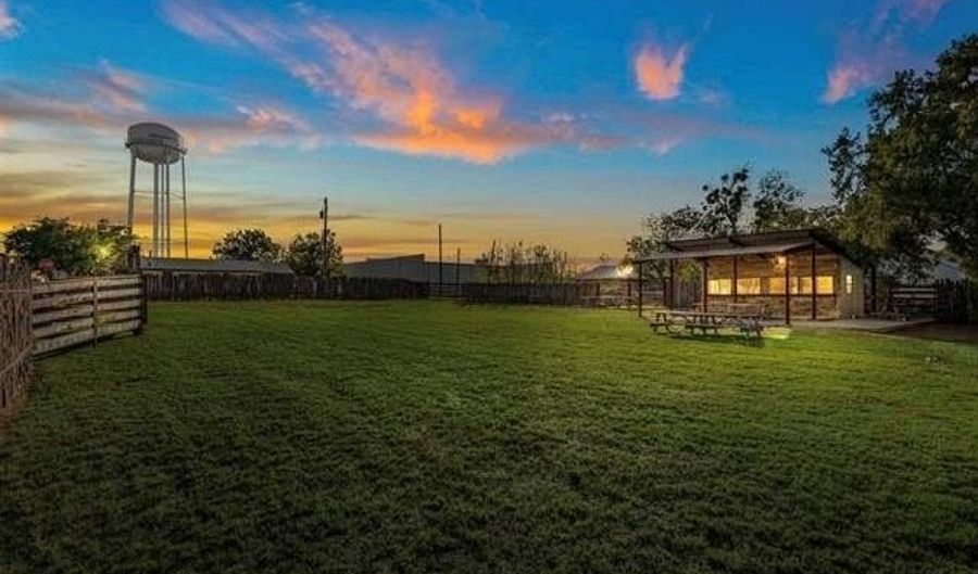 305 Sycamore, Archer City, TX 76351 - 0 Beds, 0 Bath