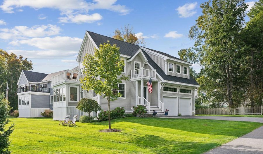 239 A Foreside Rd, Falmouth, ME 04105 - 4 Beds, 5 Bath