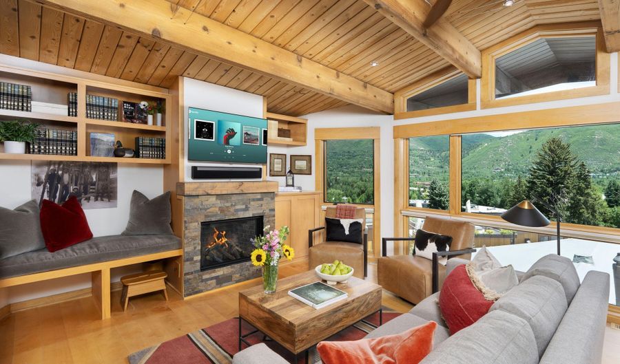 809 S Aspen St 8, Aspen, CO 81611 - 2 Beds, 2 Bath