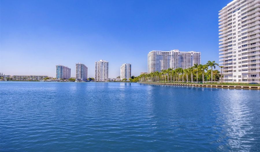 18181 NE 31st Ct 804, Aventura, FL 33160 - 2 Beds, 2 Bath