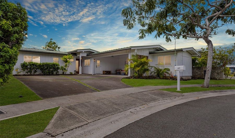 611 Paokano Loop, Kailua, HI 96734 - 4 Beds, 3 Bath