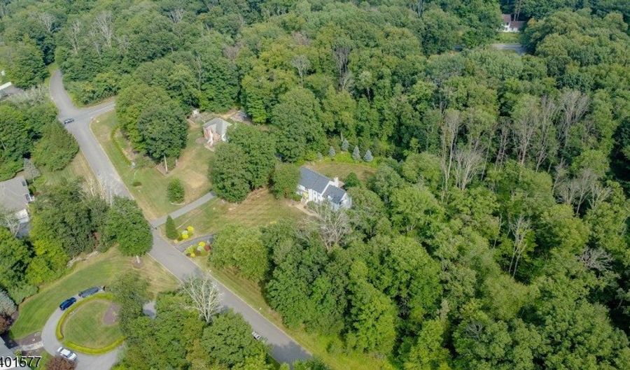 5 Hidden Valley Rd, Andover, NJ 07860 - 5 Beds, 4 Bath