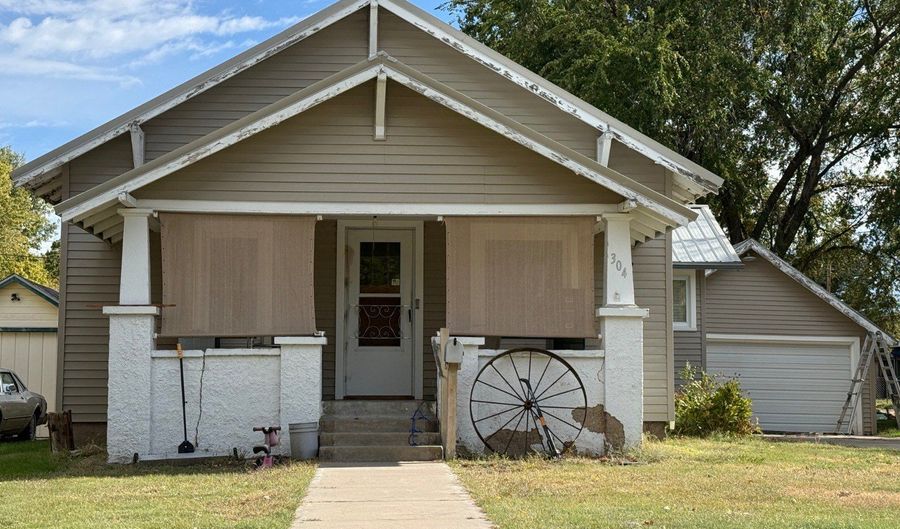304 N. 6th, Atwood, KS 67730 - 2 Beds, 1 Bath