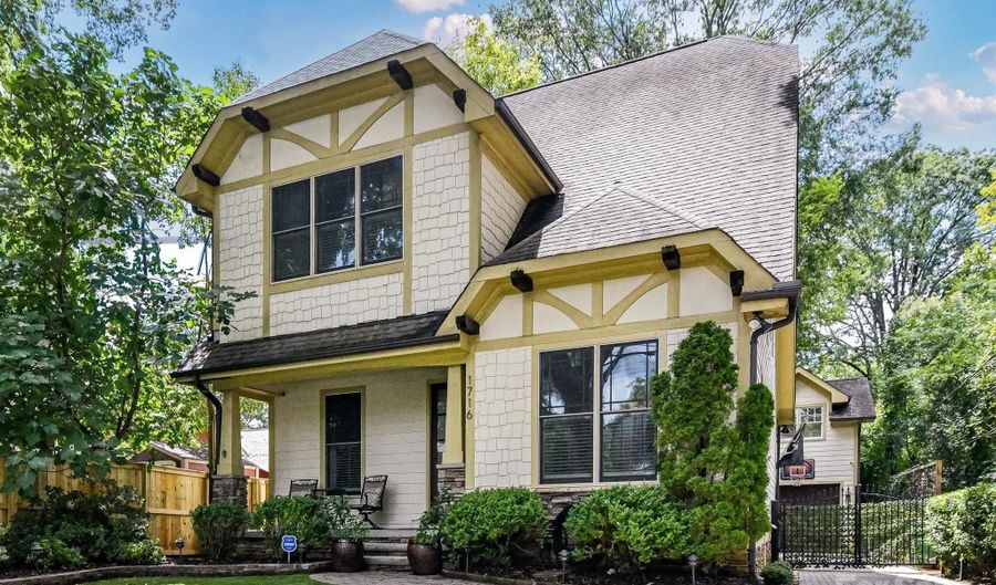 1716 Bay St, Charlotte, NC 28204 - 5 Beds, 5 Bath