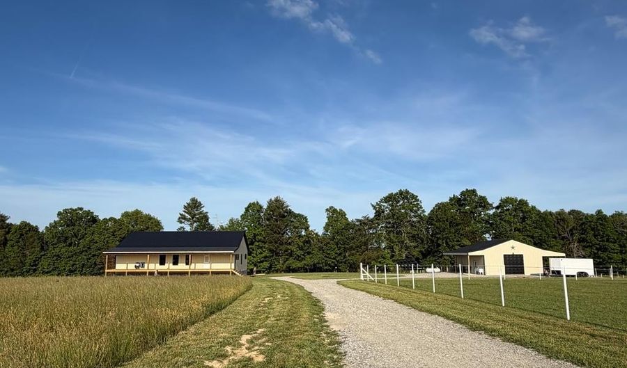 110 Don Conatser Rd, Allardt, TN 38556 - 4 Beds, 2 Bath
