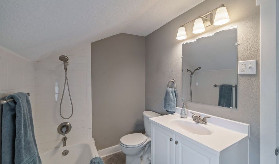 1135 Court St, Adel, IA 50003 - 2 Beds, 2 Bath