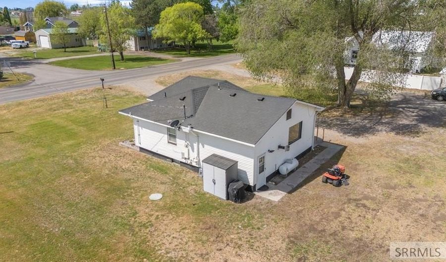 344 W 350 N, Blackfoot, ID 83221 - 3 Beds, 2 Bath
