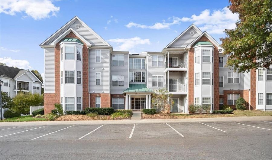 1974 SCOTTS CROSSING Way #102, Annapolis, MD 21401 - 3 Beds, 2 Bath