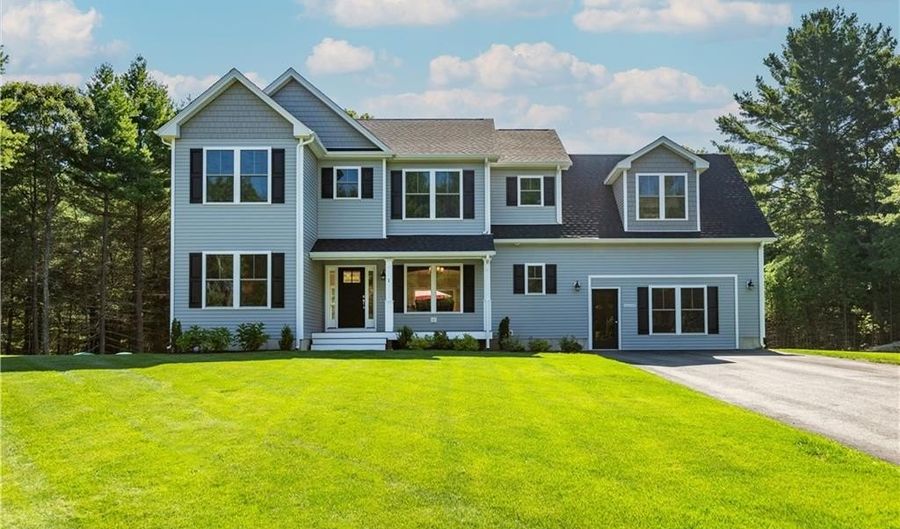 1 Cassidy Trl, Coventry, RI 02816 - 4 Beds, 2 Bath