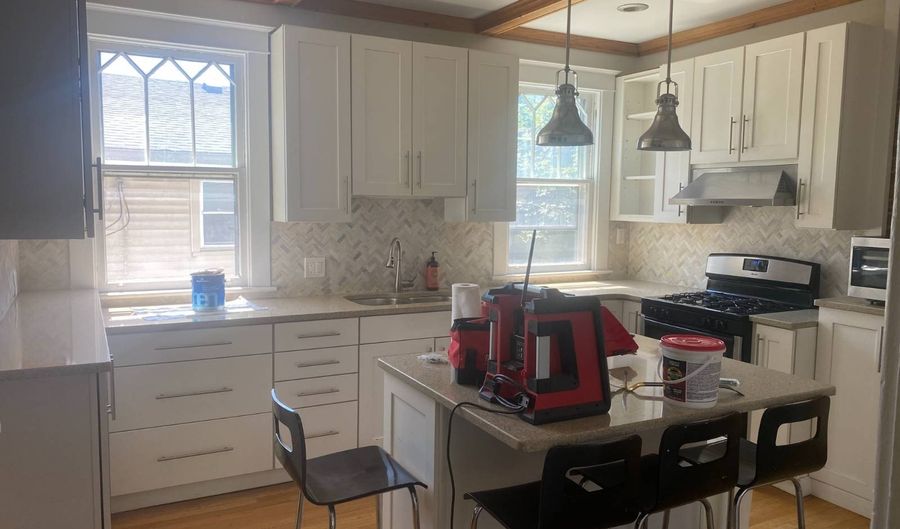 517 New Scotland Ave 2F, Albany, NY 12208 - 3 Beds, 1 Bath
