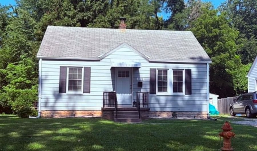 2128 Norside Dr, Alton, IL 62002 - 2 Beds, 1 Bath