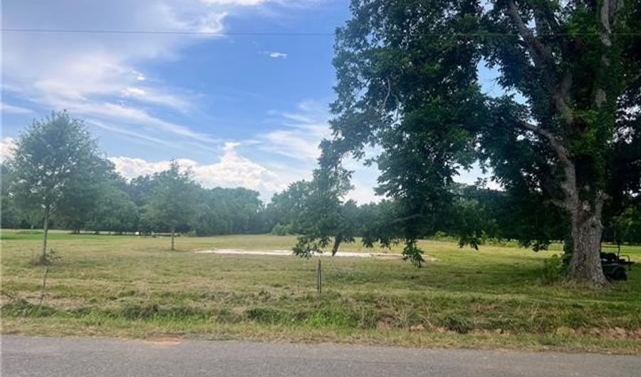105 HATHORN Rd, Alexandria, LA 71302 - 0 Beds, 0 Bath