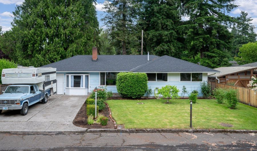11102 SE 51ST Ave, Milwaukie, OR 97222 - 3 Beds, 1 Bath