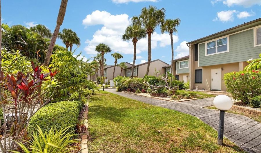 1028 APOLLO BEACH Blvd 11, Apollo Beach, FL 33572 - 2 Beds, 3 Bath