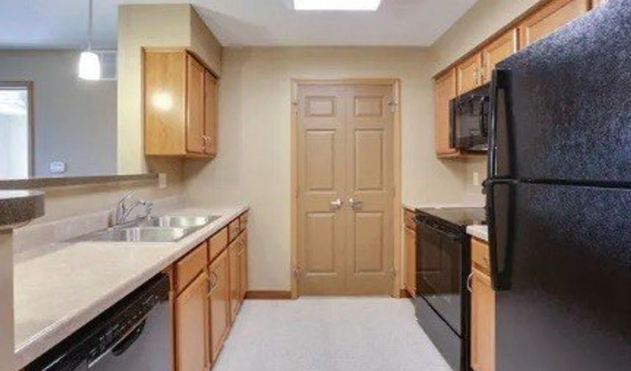 3524 Deer Lakes Dr, Amherst, NY 14228 - 2 Beds, 2 Bath