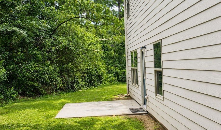 1030 Franklin Ct, Austell, GA 30106 - 4 Beds, 3 Bath