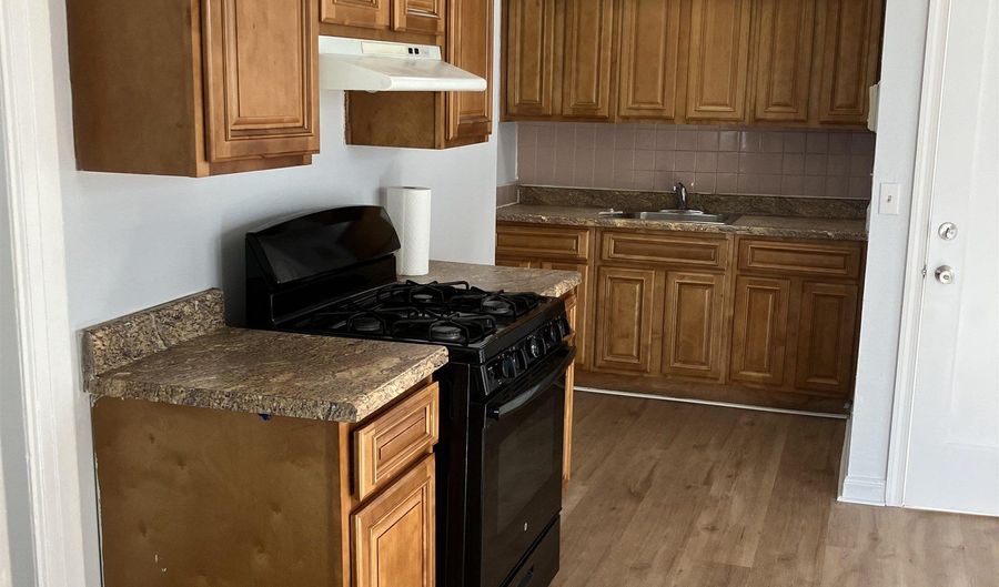132 W 19TH St 4, Bayonne, NJ 07002 - 2 Beds, 1 Bath