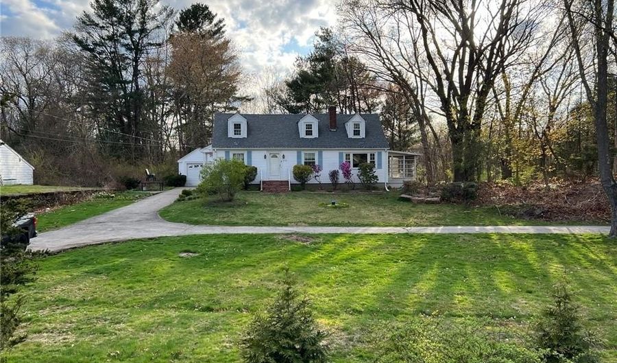 275 Eddie Dowling Hwy SE, North Smithfield, RI 02896 - 4 Beds, 2 Bath