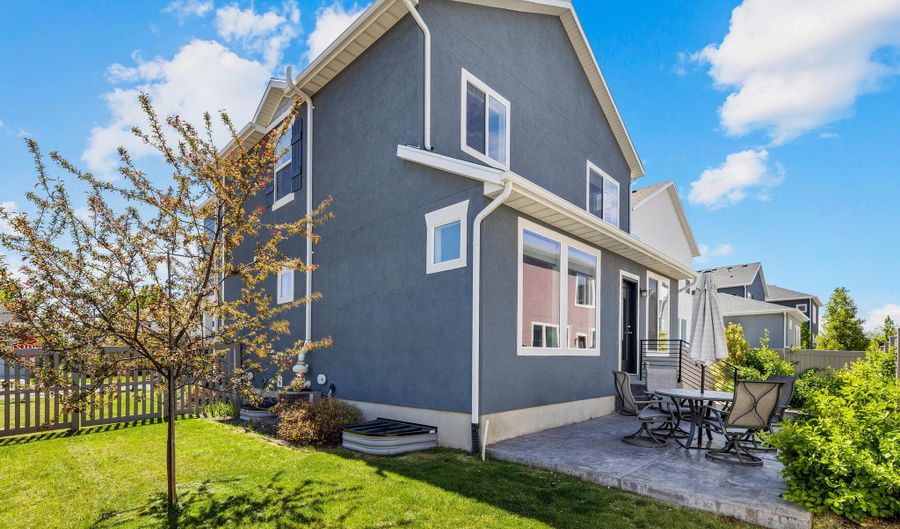 4688 W Camellia Ln, Cedar Hills, UT 84062 - 4 Beds, 4 Bath