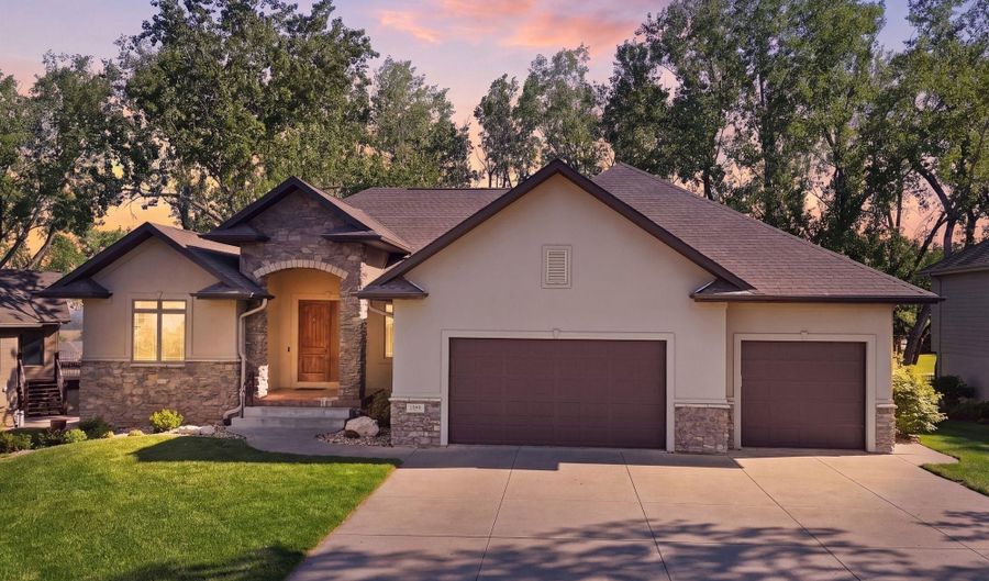 1340 W Ridge Way, Ashland, NE 68003 - 5 Beds, 3 Bath
