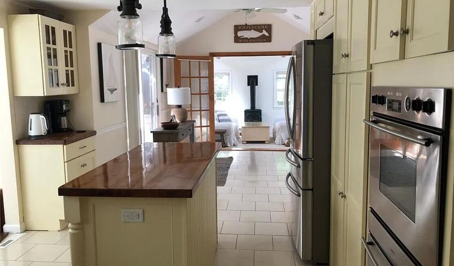 766 Putnam Ave, Barnstable, MA 02630 - 4 Beds, 2 Bath