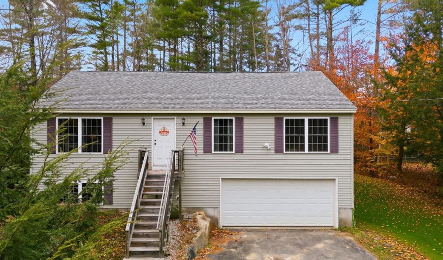 7 Brenton Ln, Barnstead, NH 03225 - 3 Beds, 2 Bath