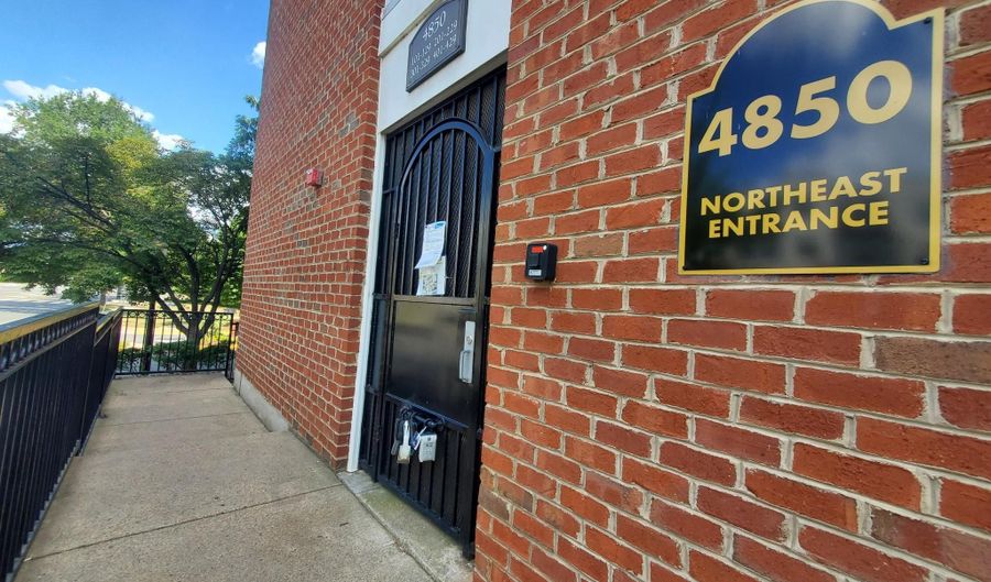 4850 EISENHOWER Ave 202, Alexandria, VA 22304 - 2 Beds, 2 Bath