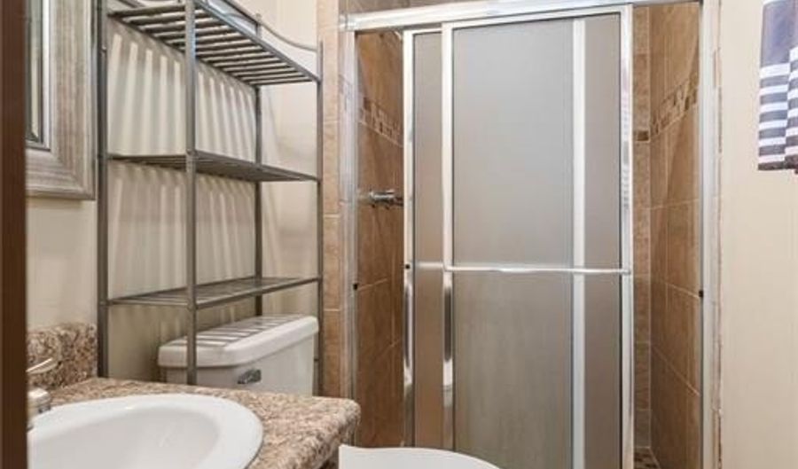 504 7th St, Barling, AR 72923 - 3 Beds, 3 Bath