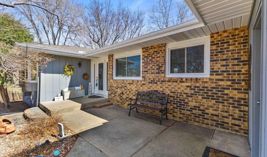 13641 Heather St NW, Andover, MN 55304 - 4 Beds, 3 Bath