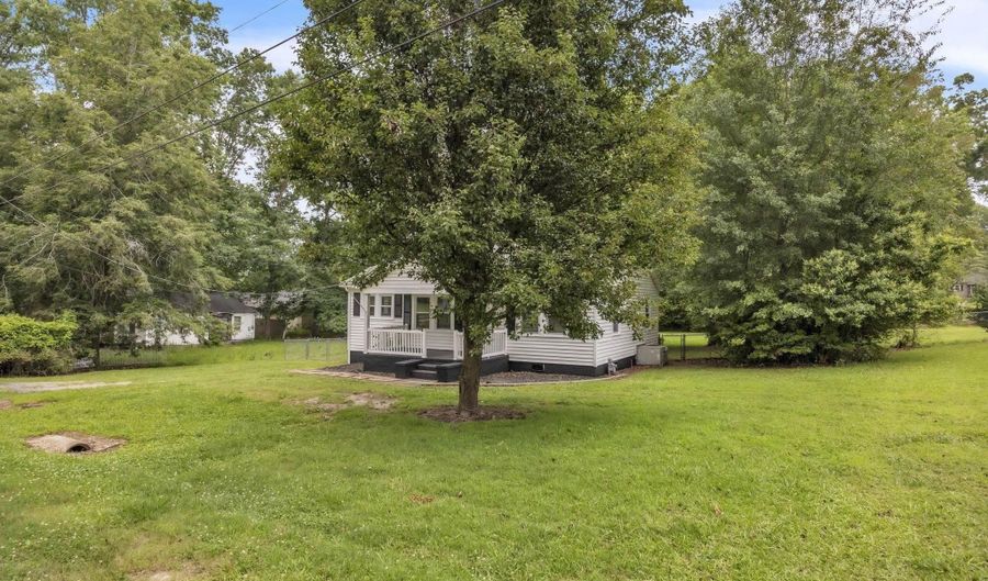 104 Herd Ave, Belton, SC 29627 - 2 Beds, 1 Bath