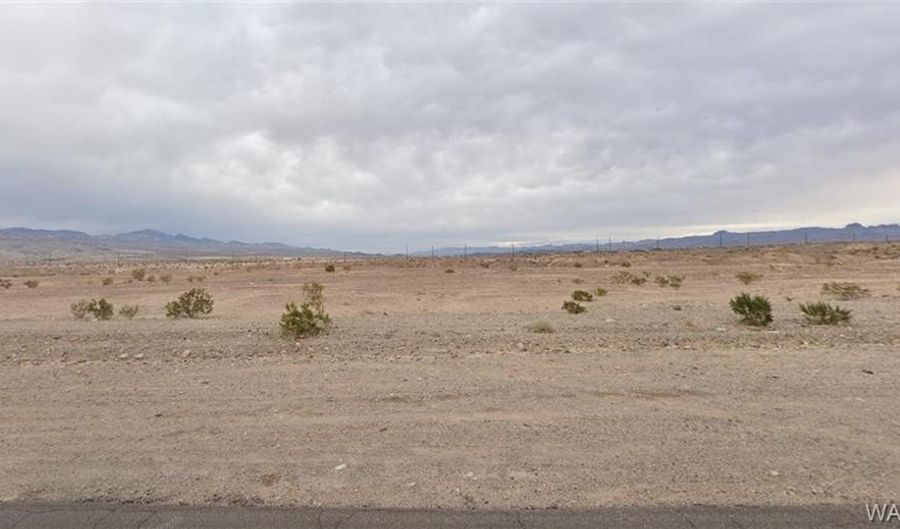 1877 N Oatman Rd, Bullhead City, AZ 86442 - 0 Beds, 0 Bath