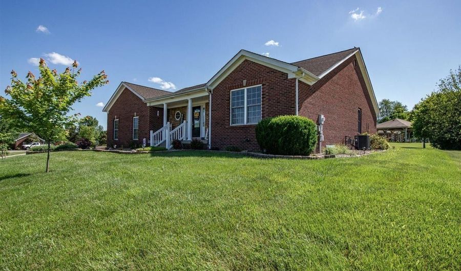 107 Woodhill Rd, Bardstown, KY 40004 - 3 Beds, 4 Bath