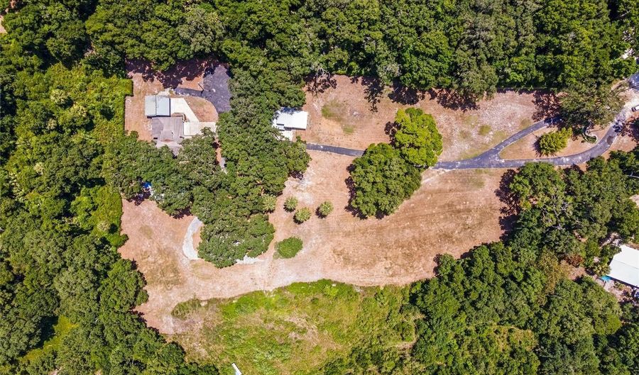 14260 NE 40TH Ct, Anthony, FL 32617 - 4 Beds, 4 Bath