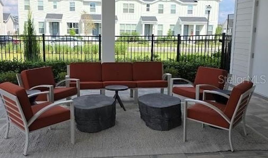 1665 PINECLIFF Dr, Apopka, FL 32703 - 4 Beds, 3 Bath