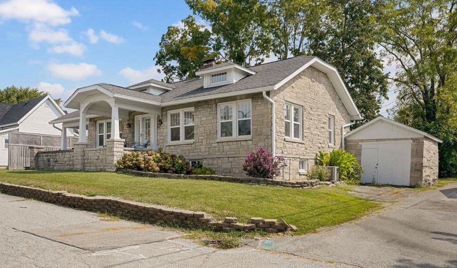 1208 T St, Bedford, IN 47421 - 3 Beds, 2 Bath