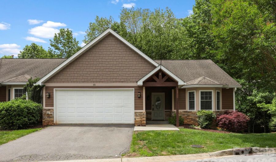 15 Kaylor Dr, Arden, NC 28704 - 3 Beds, 3 Bath