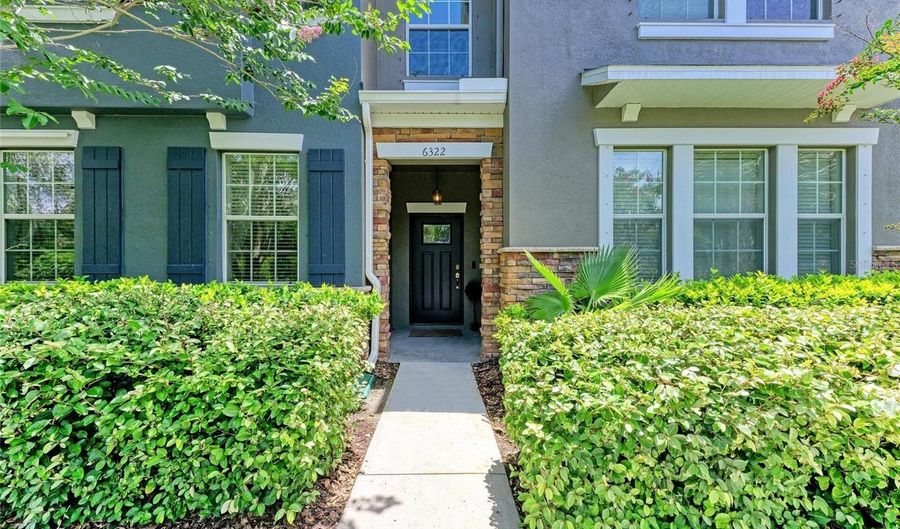 6322 LANTERN VIEW Pl, Apollo Beach, FL 33572 - 4 Beds, 4 Bath