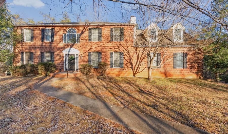 1510 Beacon Hill Rd, Afton, VA 22920 - 4 Beds, 3 Bath