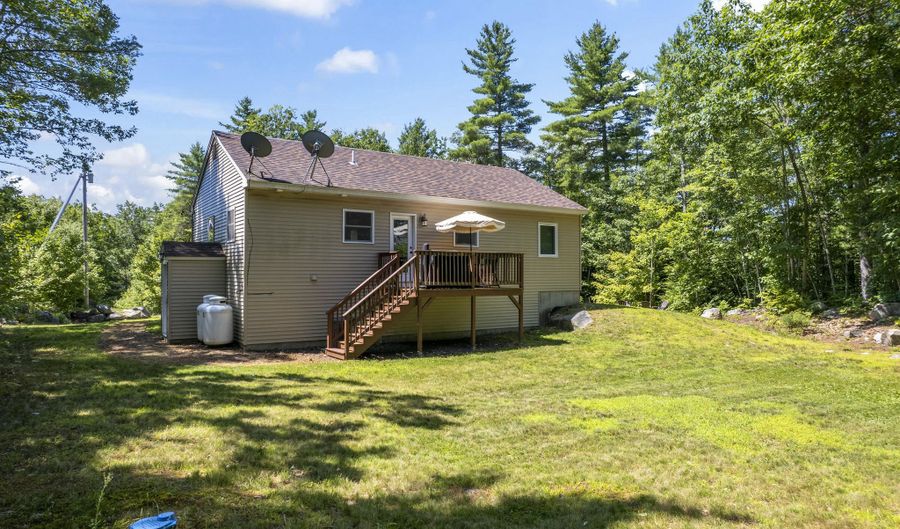 61 Dolloff Rd, Sebago, ME 04029 - 3 Beds, 2 Bath