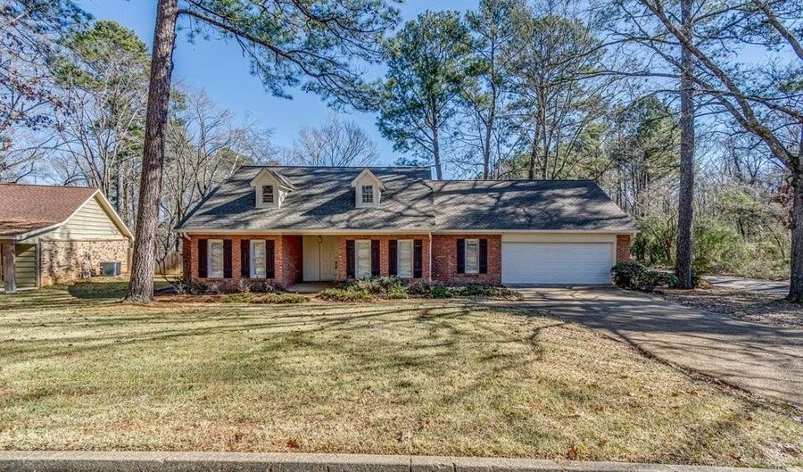 560 Dixton Dr, Brandon, MS 39047 - 3 Beds, 2 Bath