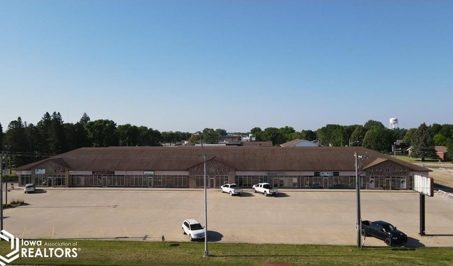 1914 E Hwy, Algona, IA 50511 - 0 Beds, 0 Bath