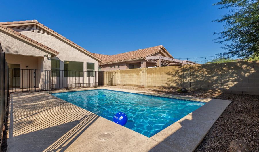 40809 N RALEIGH Ct, Anthem, AZ 85086 - 4 Beds, 2 Bath