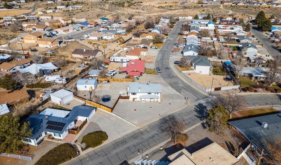 207 MESA Dr, Aztec, NM 87410 - 4 Beds, 3 Bath