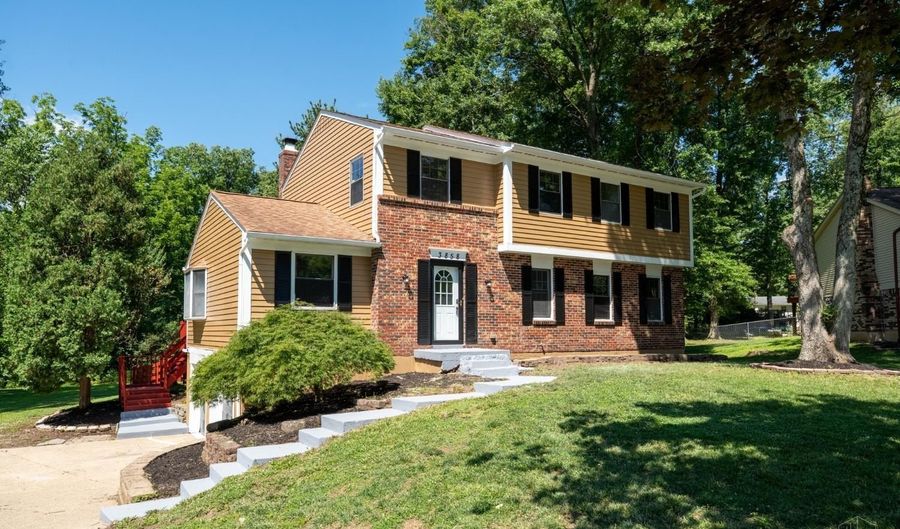 3858 Heritage Oak Dr, Amelia, OH 45102 - 4 Beds, 3 Bath