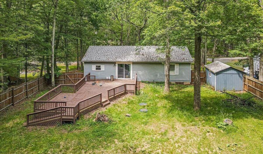 201 Buckhill Rd, Albrightsville, PA 18210 - 3 Beds, 2 Bath
