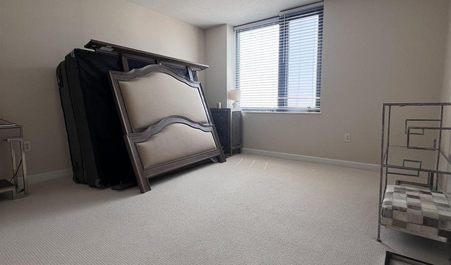 526 Pacific Ave, Atlantic City, NJ 08055 - 2 Beds, 2 Bath
