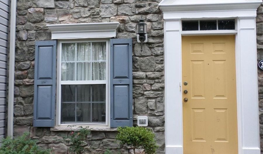 21836 GOODWOOD 21836, Ashburn, VA 20147 - 2 Beds, 2 Bath